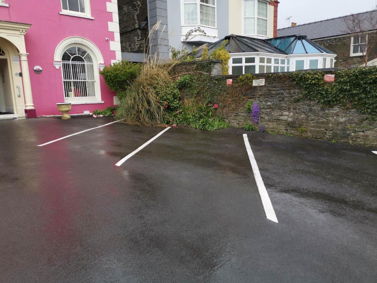 Llety Teifi Guest House คาร์ดิแกน ภายนอก รูปภาพ