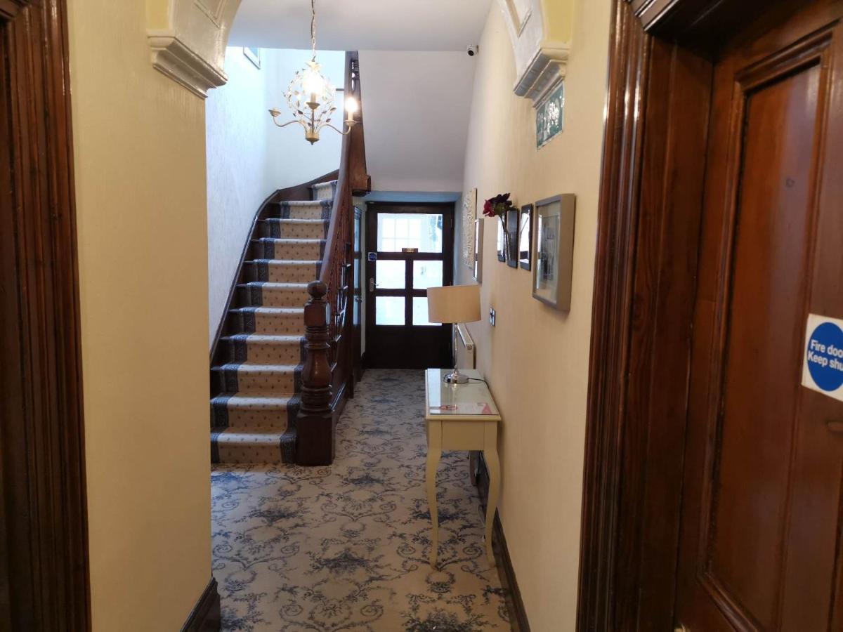 Llety Teifi Guest House คาร์ดิแกน ภายนอก รูปภาพ
