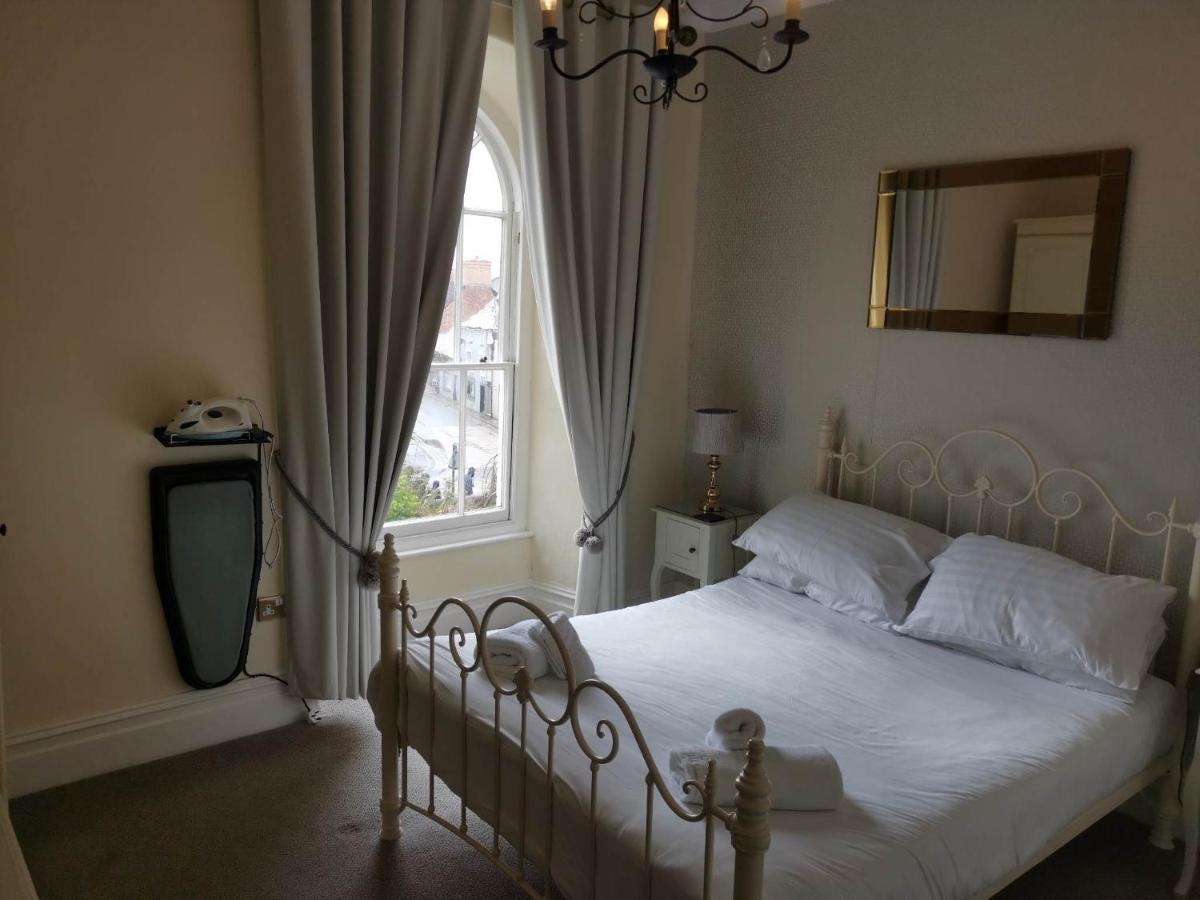 Llety Teifi Guest House คาร์ดิแกน ภายนอก รูปภาพ