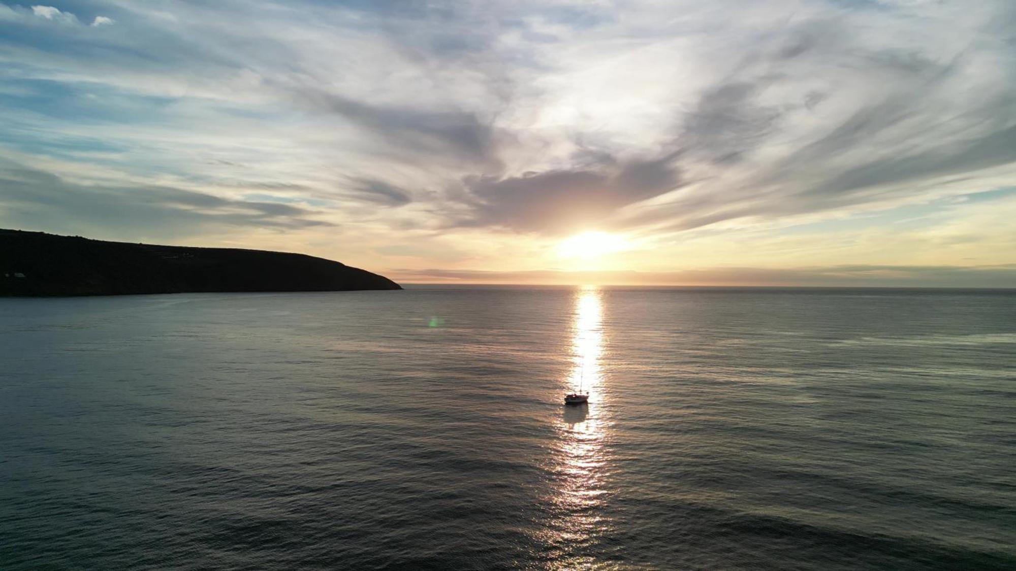 Llety Teifi Guest House คาร์ดิแกน ภายนอก รูปภาพ
