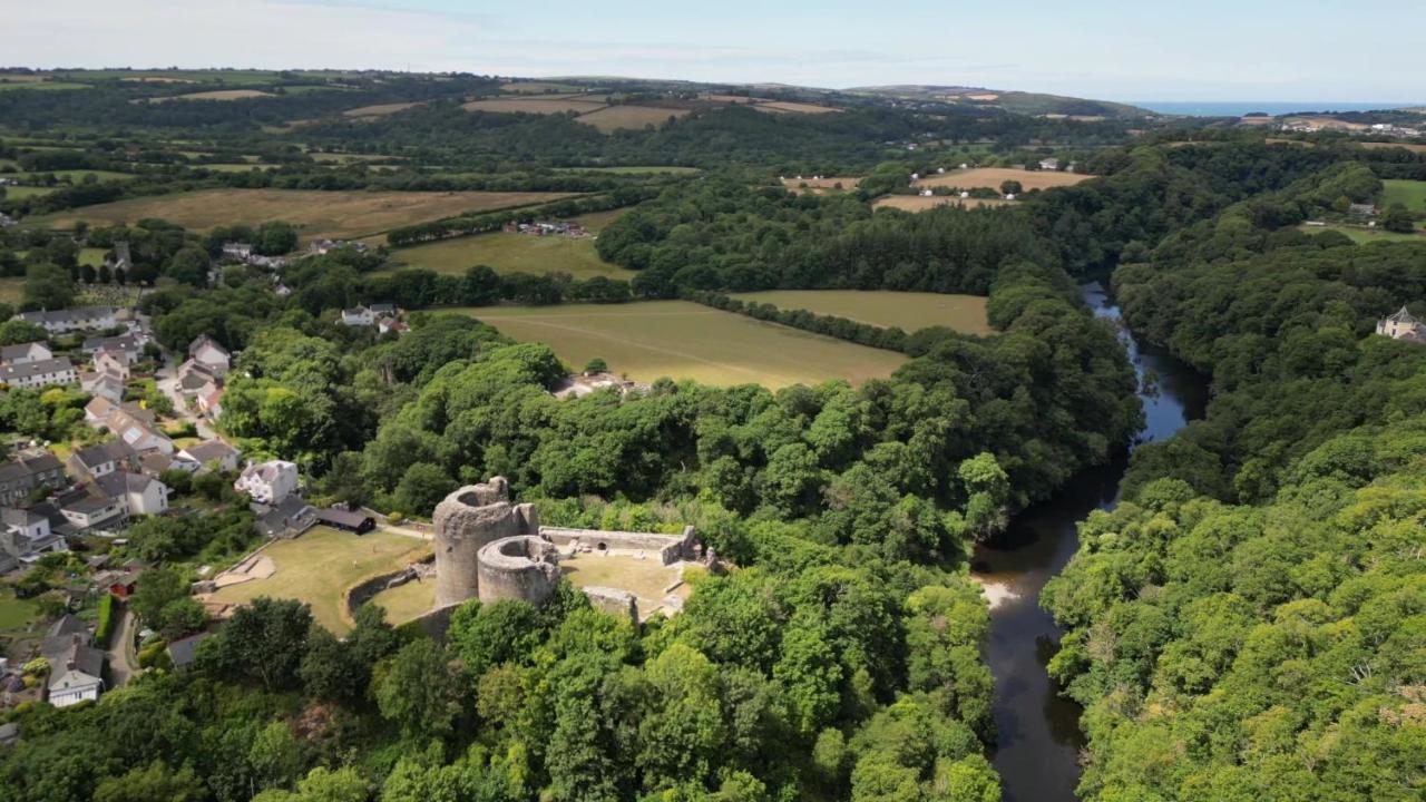 Llety Teifi Guest House คาร์ดิแกน ภายนอก รูปภาพ